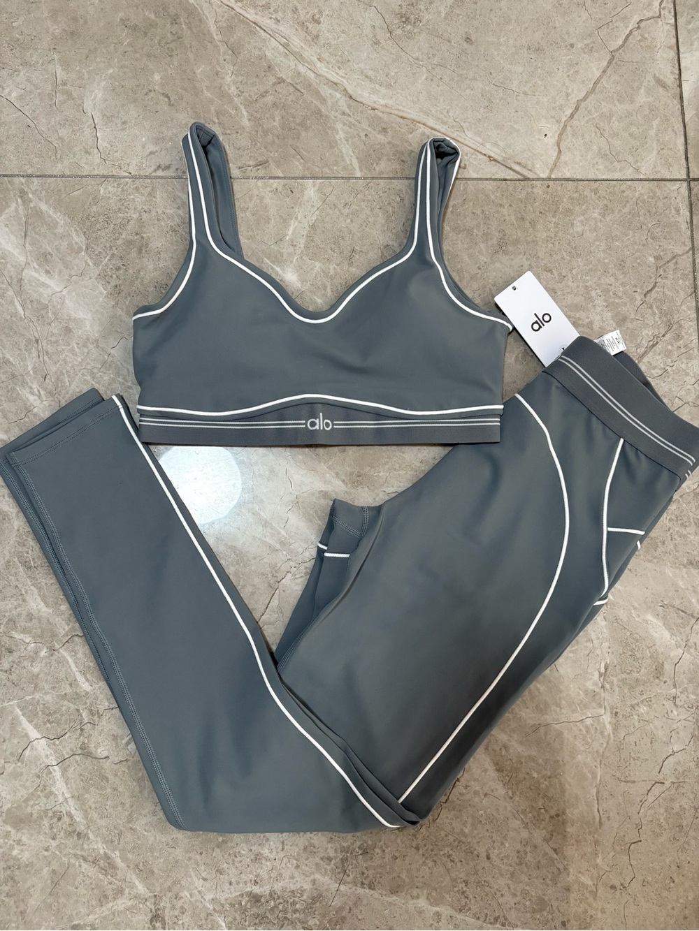 ALO Yoga Slate Gray Legging Set with White Piping